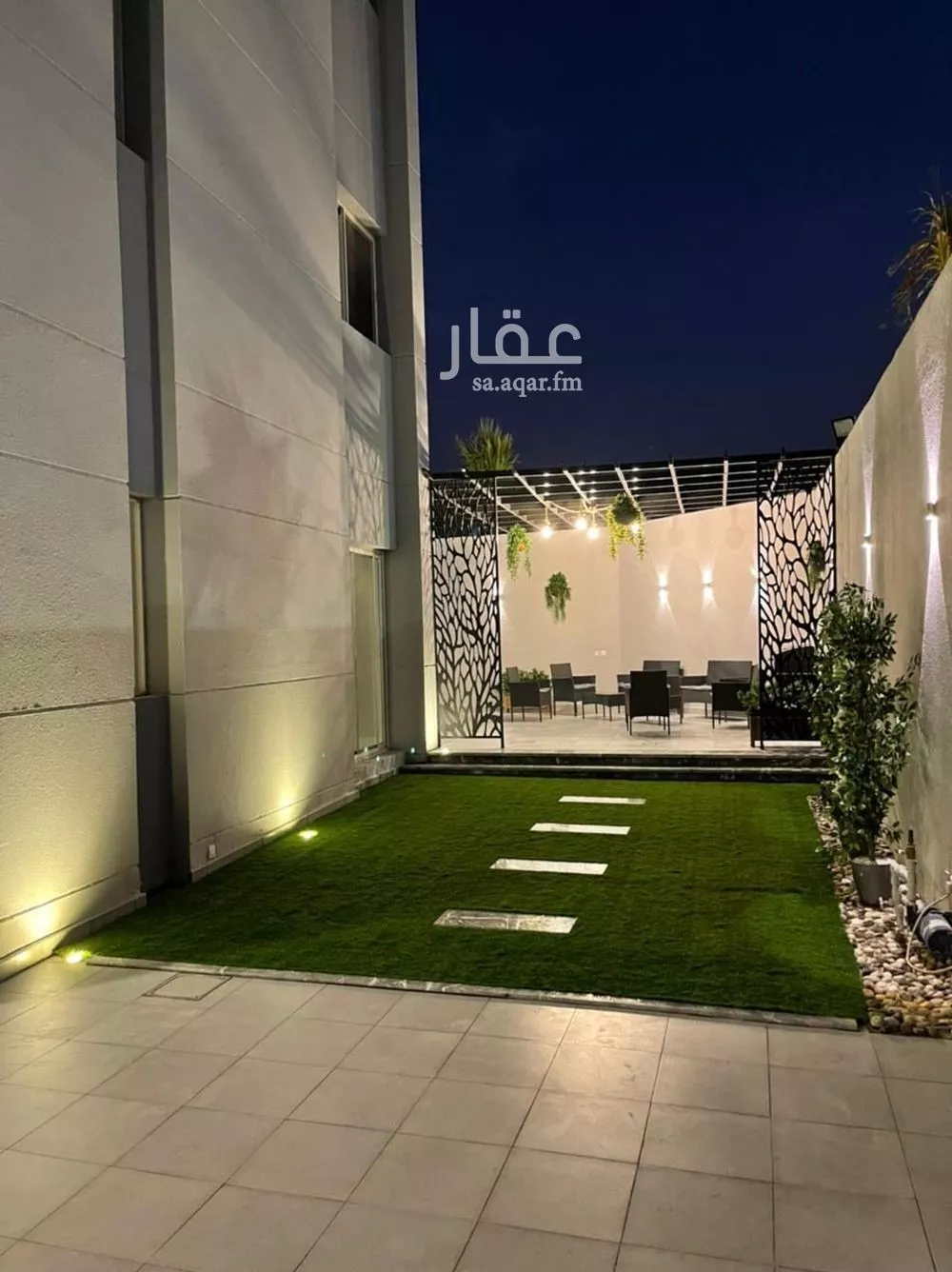 8 bedroom villa in Al Yasmin 11