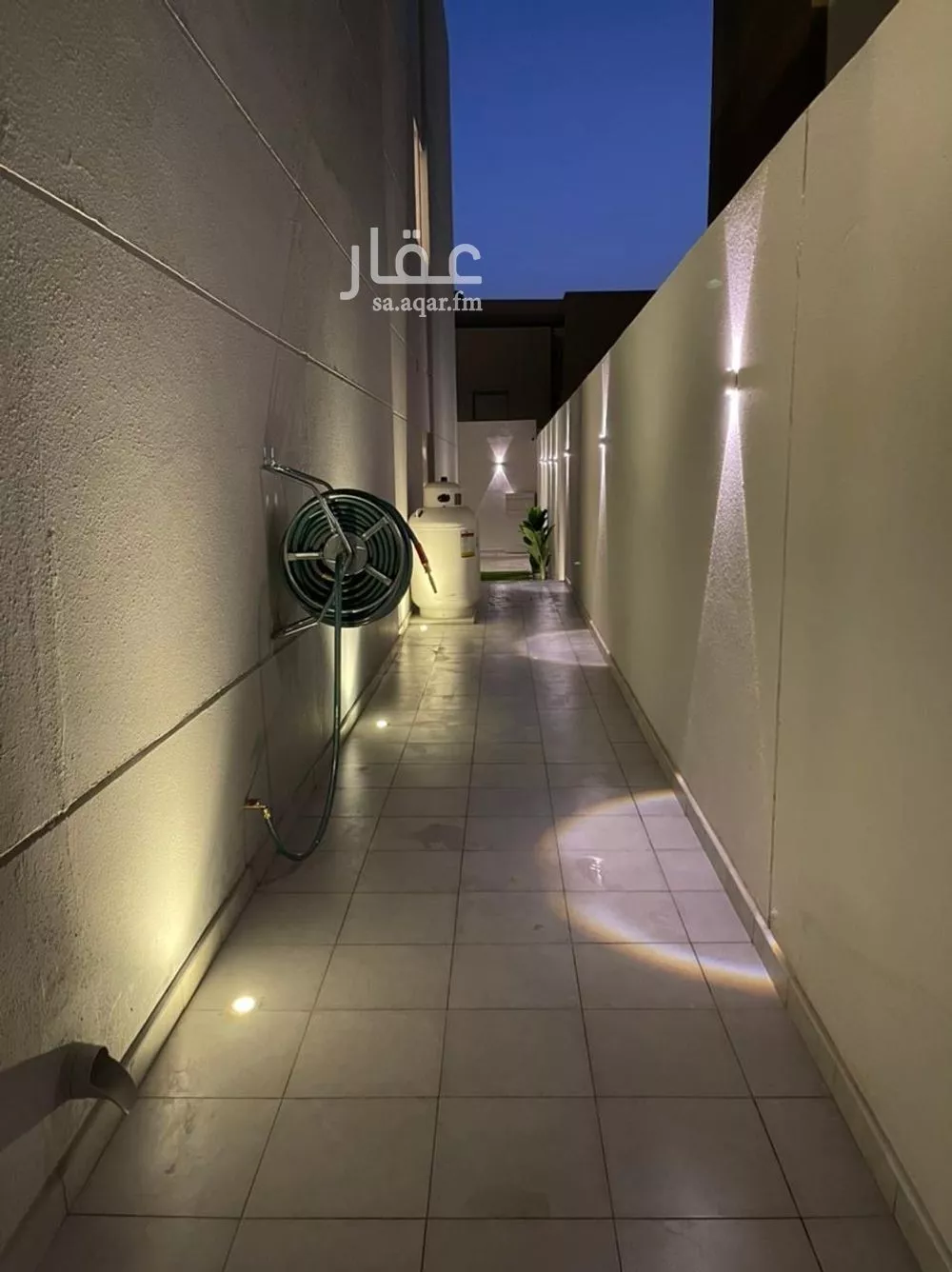 8 bedroom villa in Al Yasmin 9
