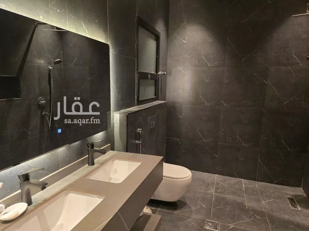 9 bedroom villa in Al Aridh 4