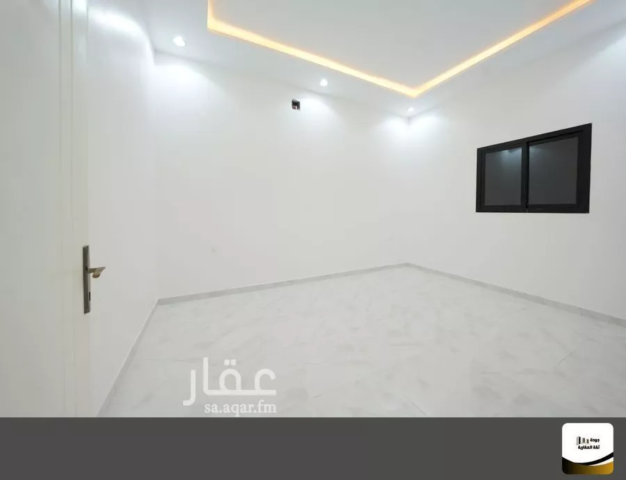 8 bedroom villa in Al Janadriyah 16