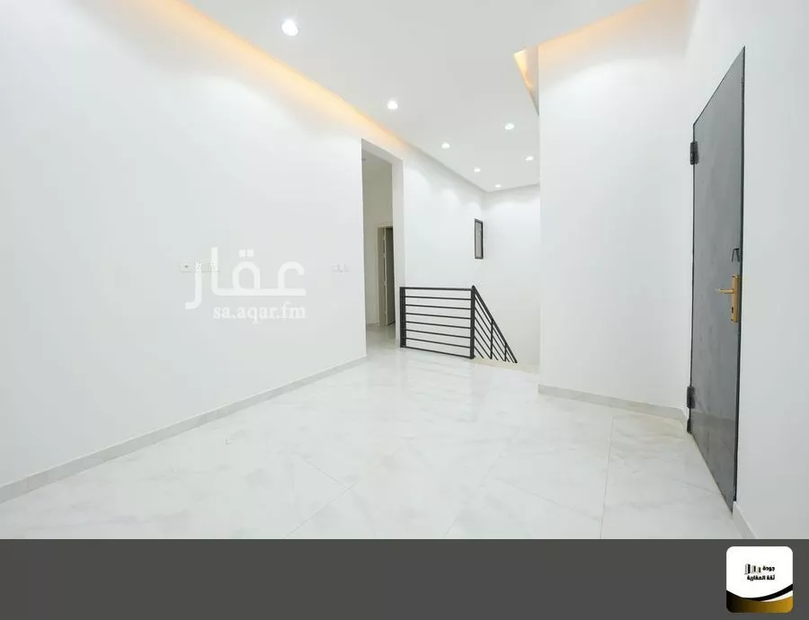 8 bedroom villa in Al Janadriyah 8