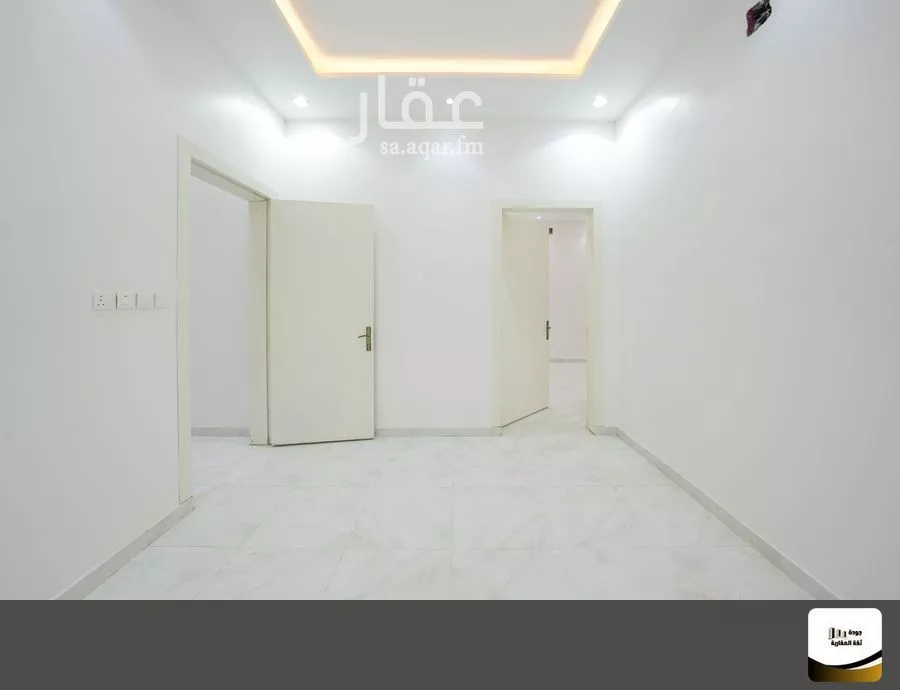 8 bedroom villa in Al Janadriyah 10