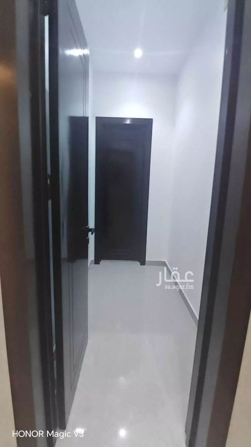 دور 4 غرف في العارض 11