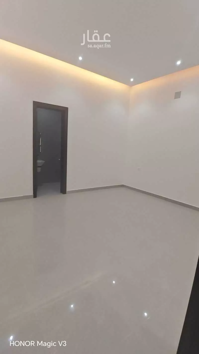 دور 4 غرف في العارض 4