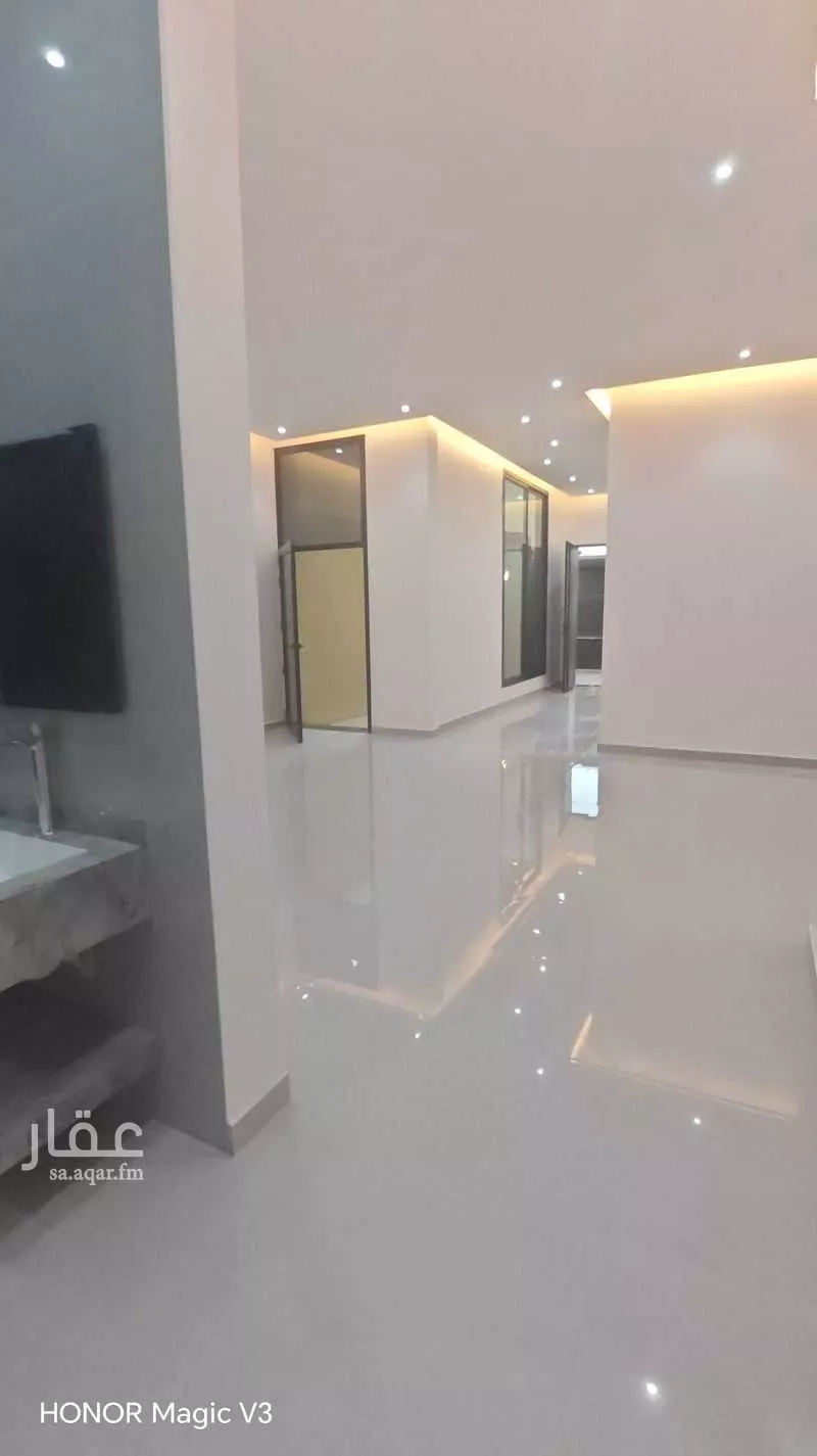 دور 4 غرف في العارض 5