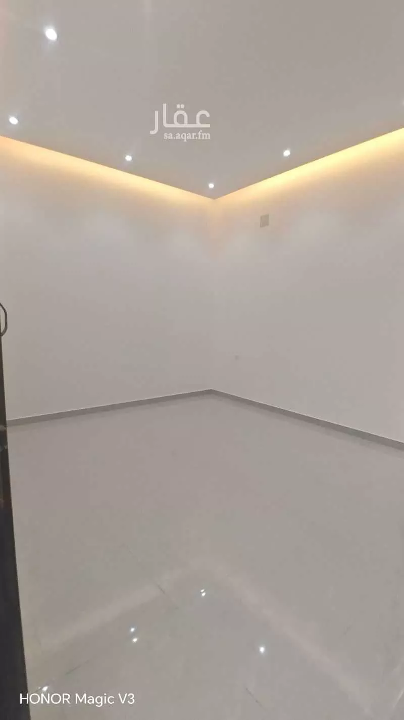 دور 4 غرف في العارض 6