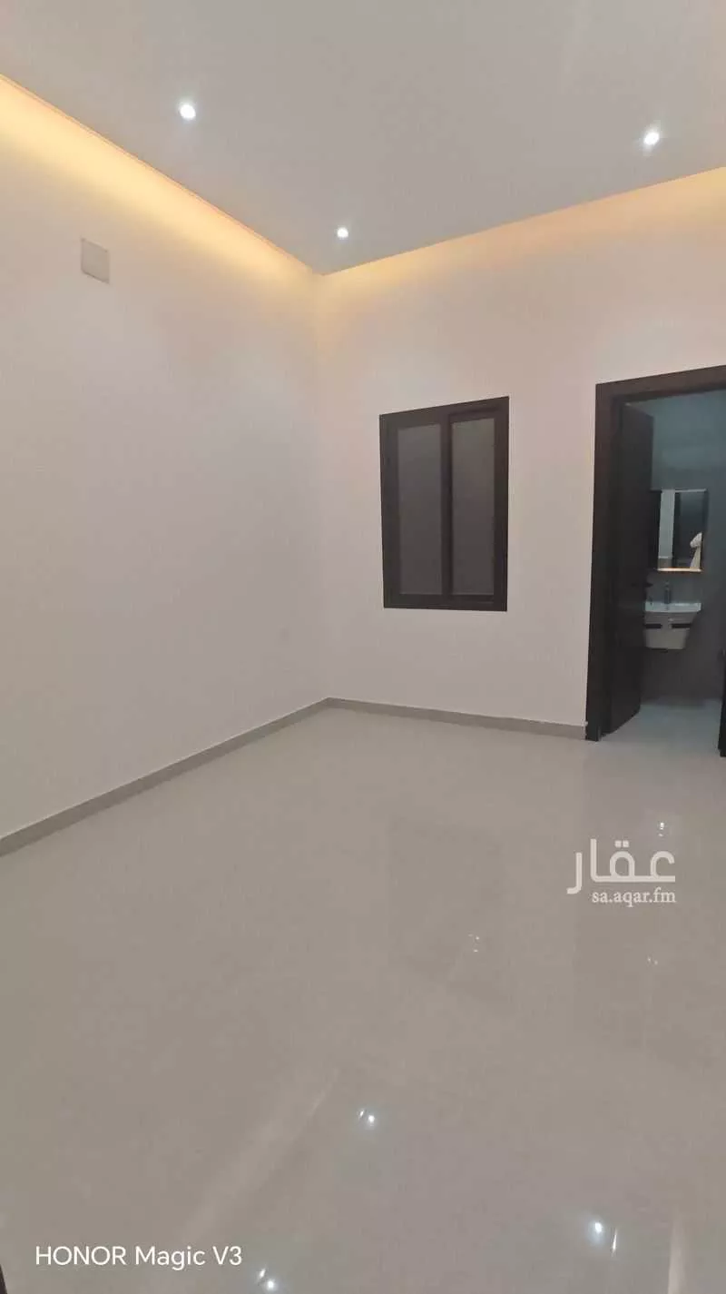 دور 4 غرف في العارض 8