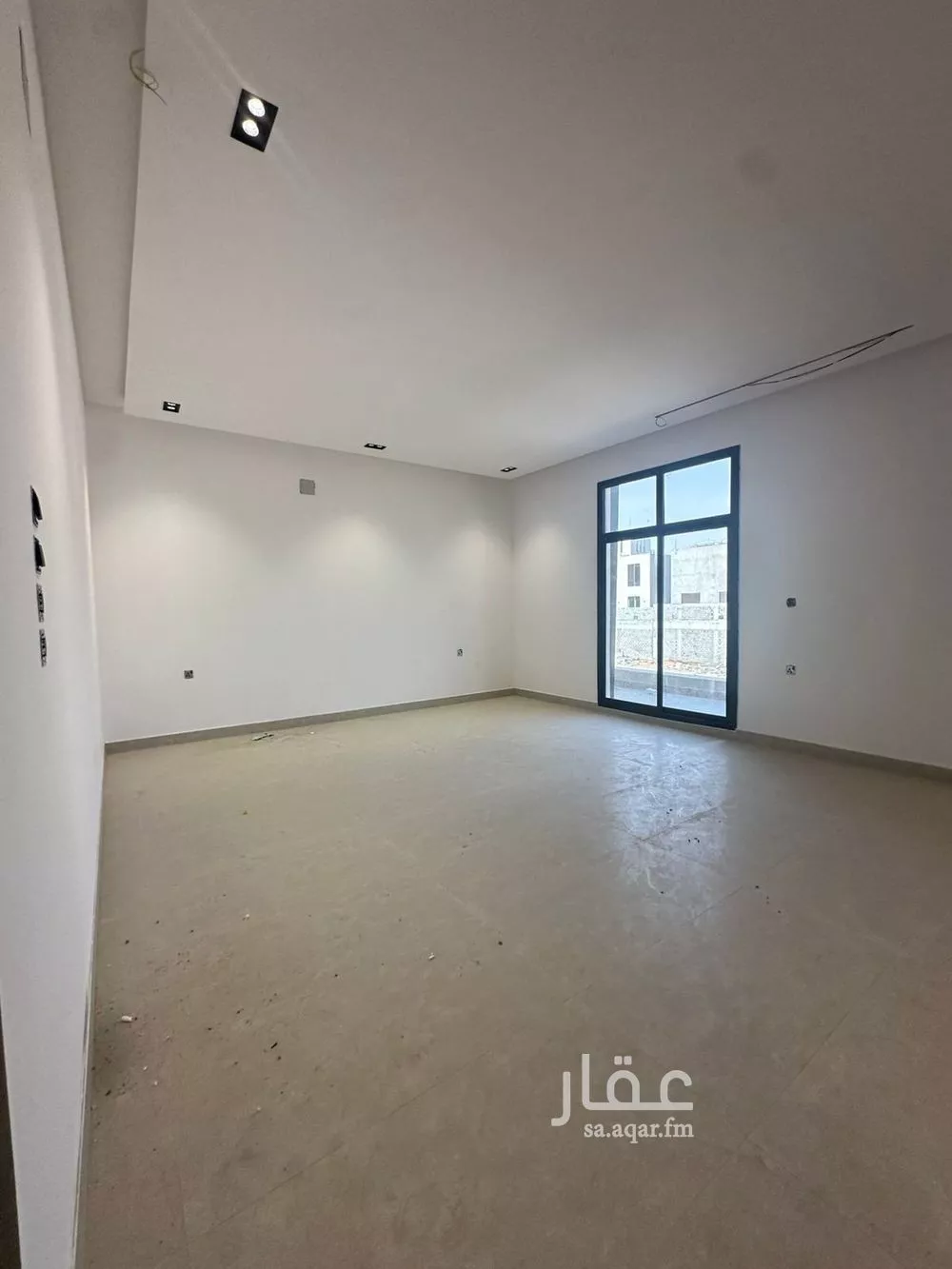 فيلا 4 غرف في الرمال 7