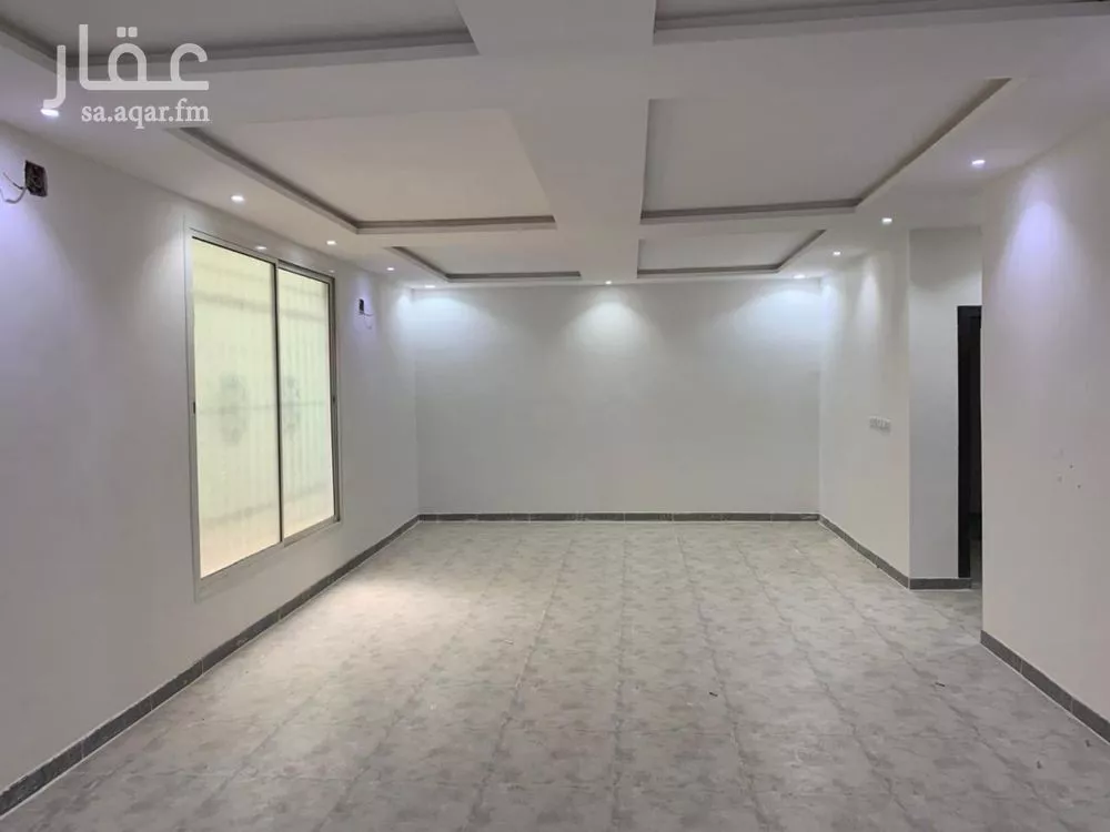 7 bedroom apartment in Al Rimal 4