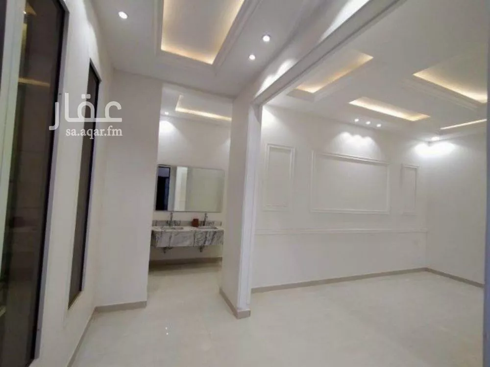 7 bedroom apartment in Al Rimal 5