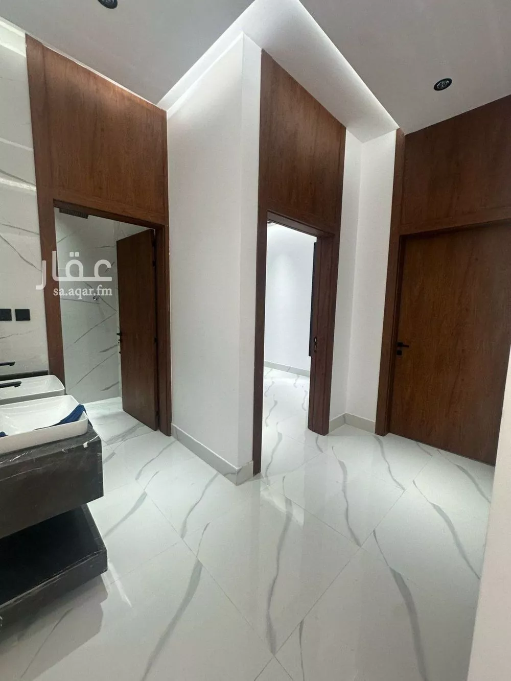 4 bedroom villa in Al Rimal 6