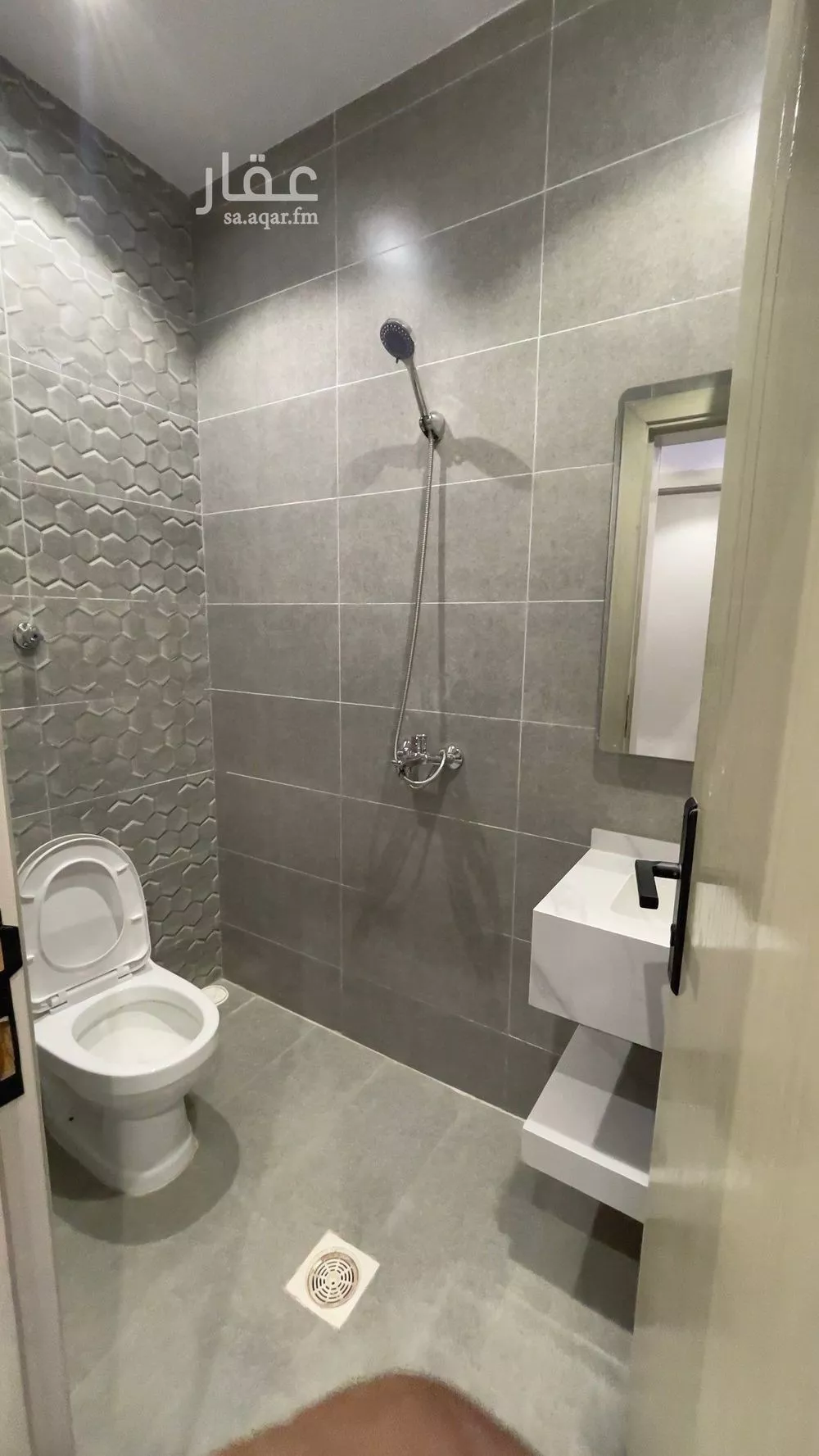 3 bedroom apartment in Mishrifah 5