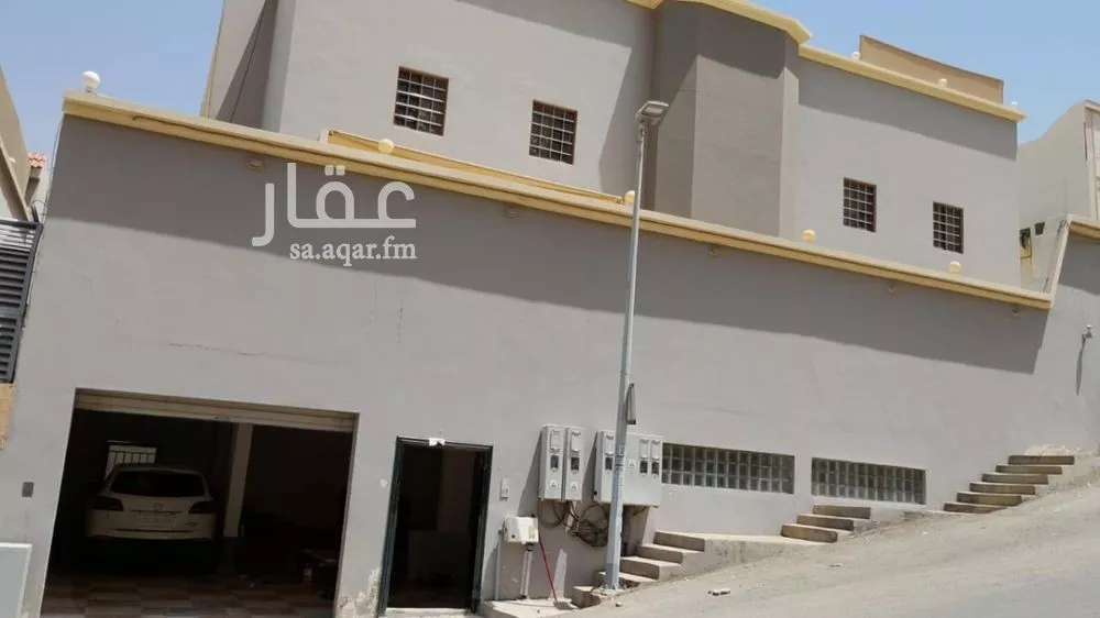 4 bedroom apartment in Al Manar 8