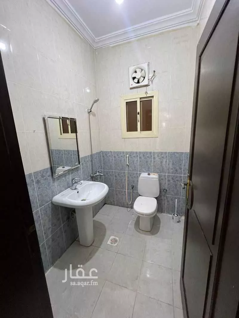 3 bedroom apartment in Al Rabwa 5