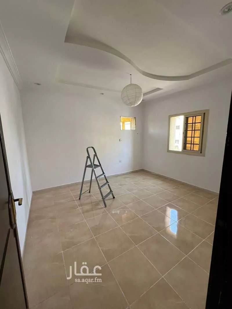 3 bedroom apartment in Al Rabwa 8