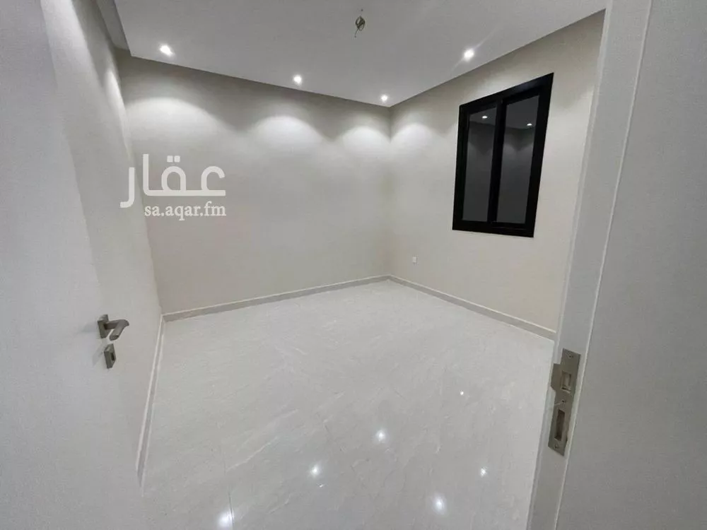 شقة 3 غرف في الريان 8