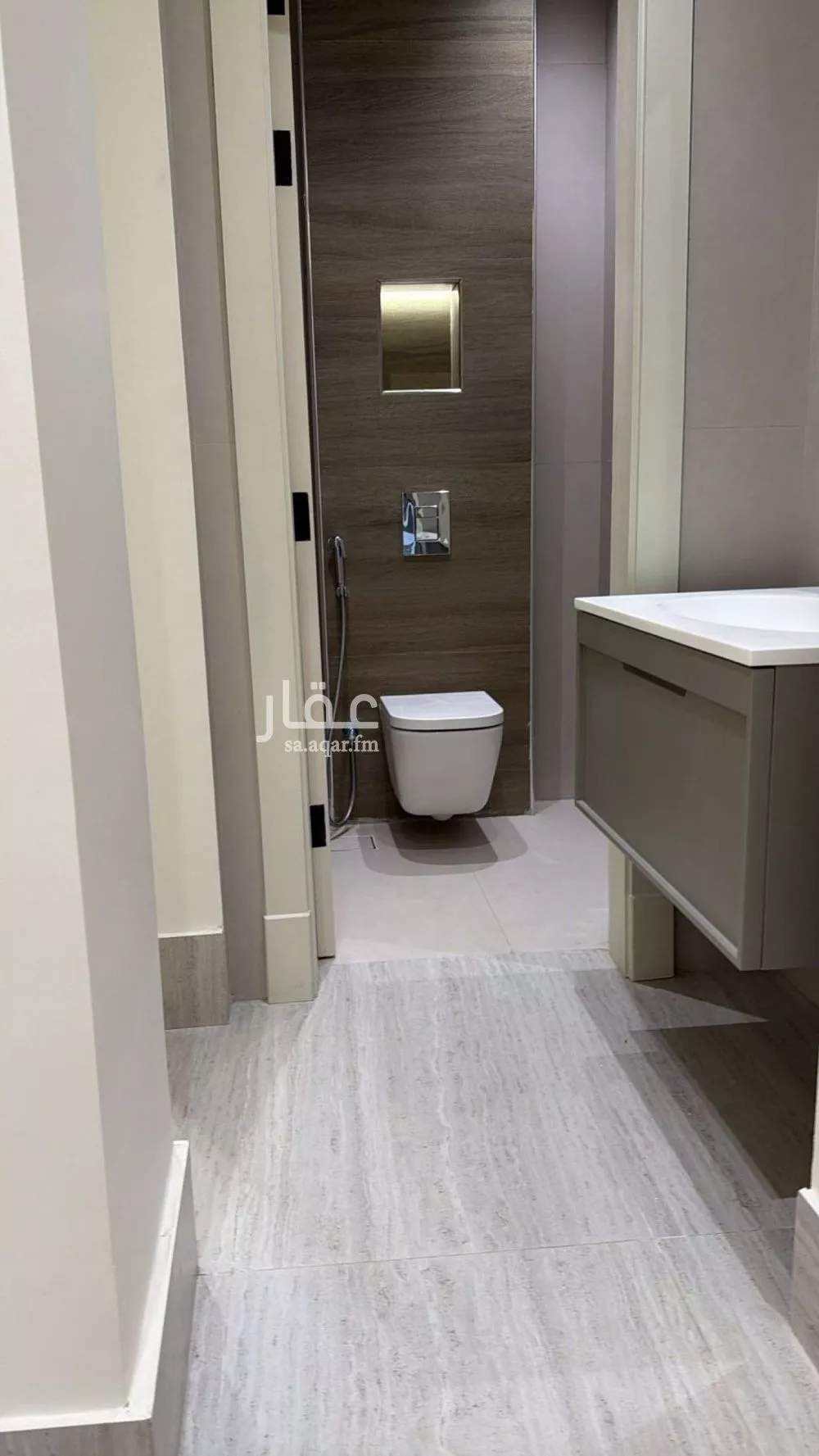 6 bedroom apartment in Al Nahda 14