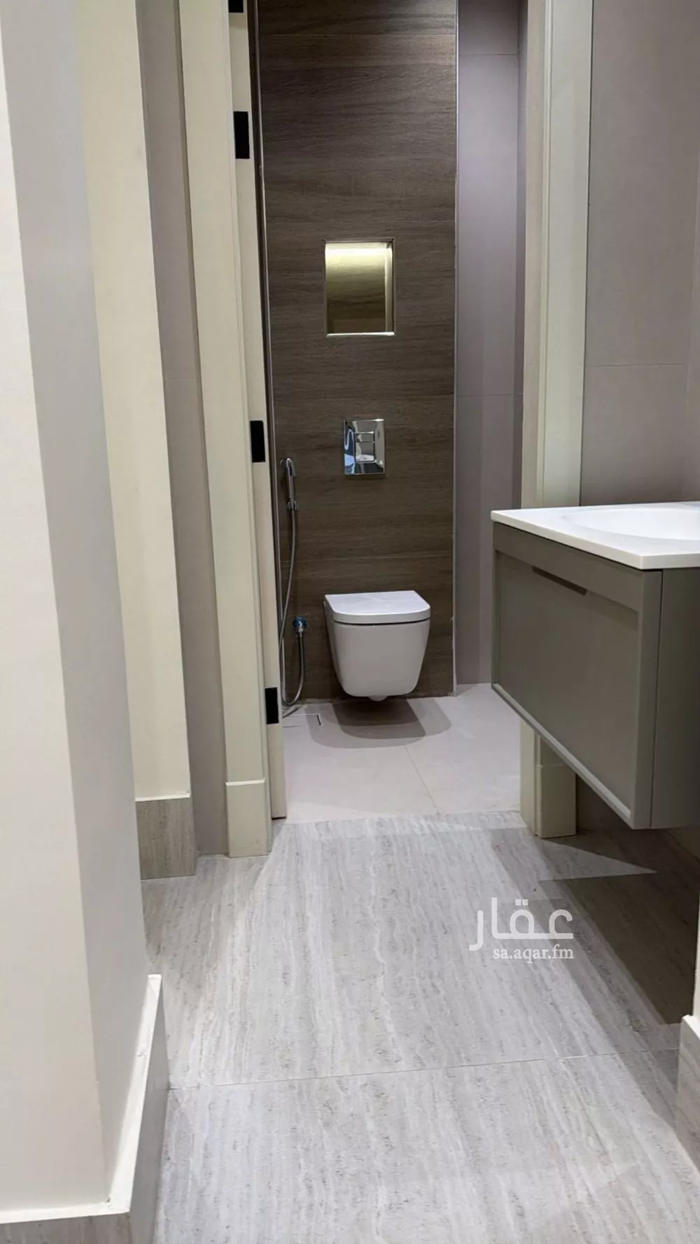 6 bedroom apartment in Al Nahda 23