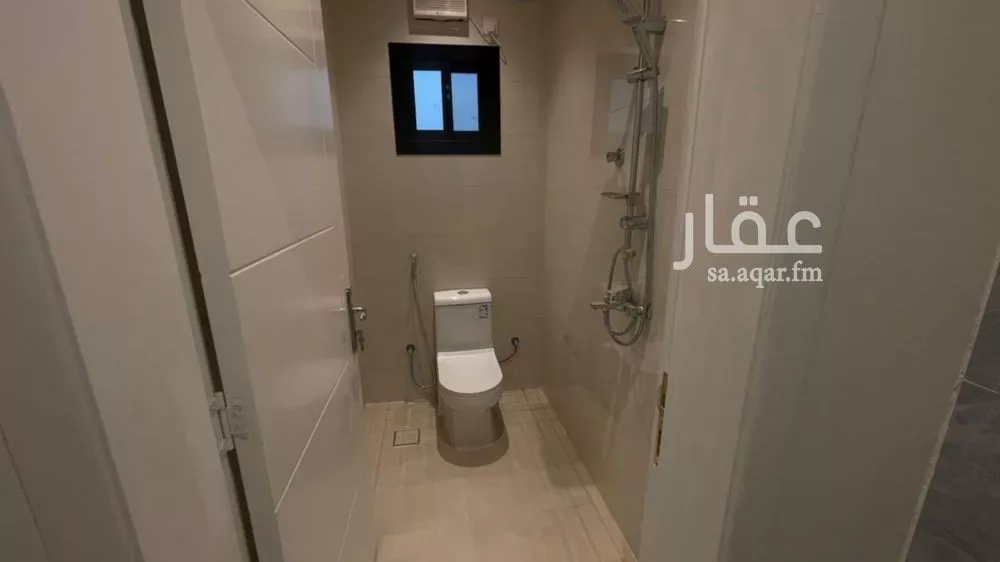 شقة 4 غرف في الصفا 5