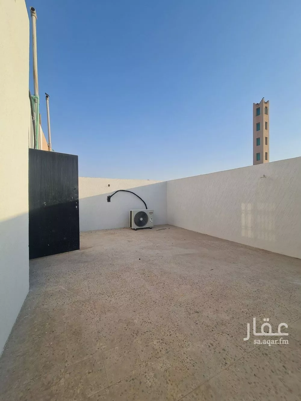 4 bedroom villa in Al Malqa 3