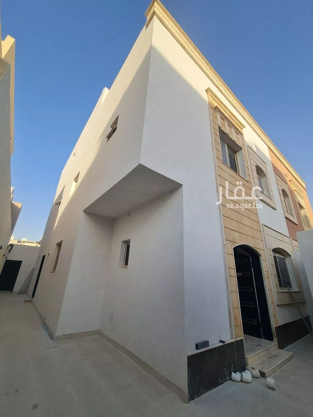 4 bedroom villa in Al Malqa 23