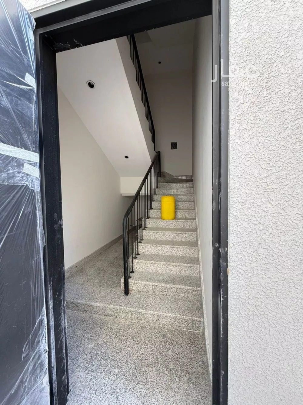 3 bedroom floor in Al Narjis 9