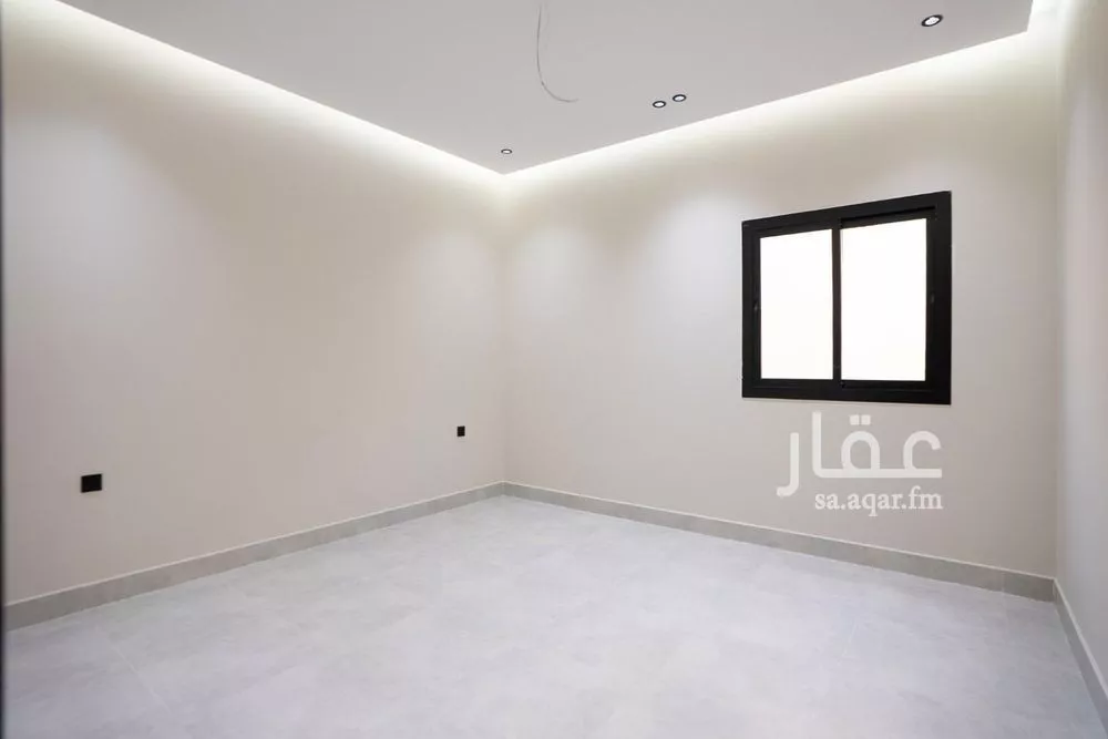 شقة 4 غرف في الروضة 5
