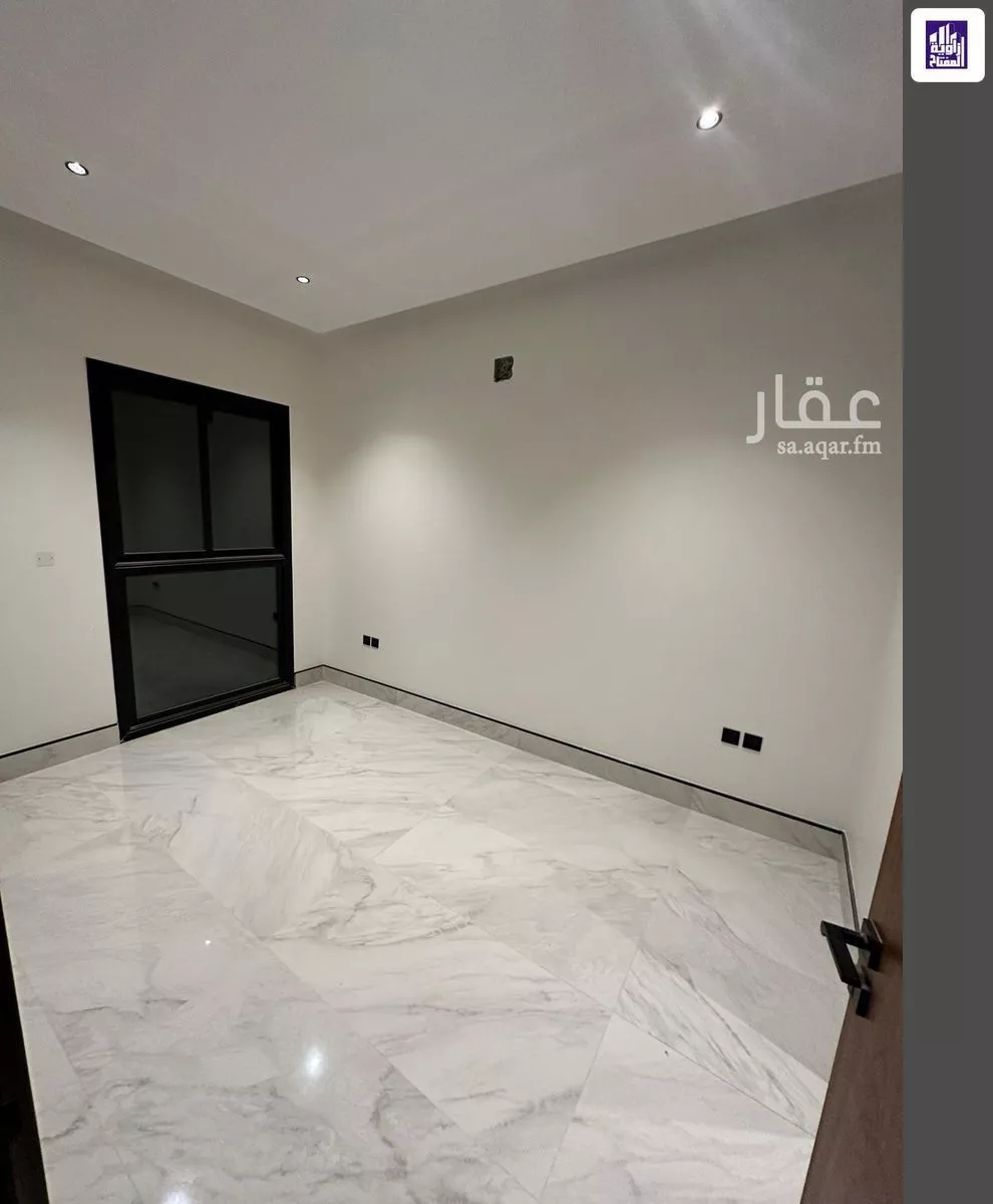 فيلا 5 غرف في النرجس 8