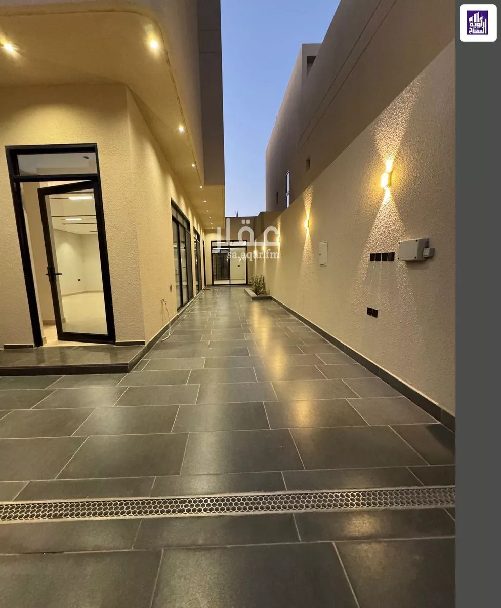 4 bedroom villa in Al Narjis 7