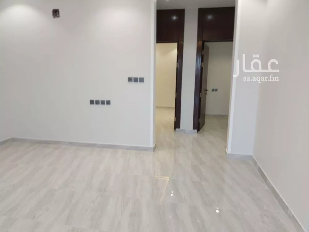 فيلا 5 غرف في الرمال 13