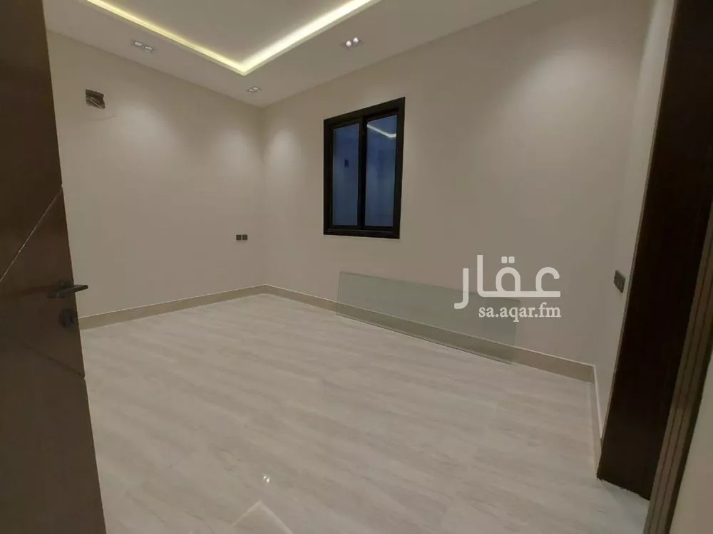 فيلا 5 غرف في الرمال 6
