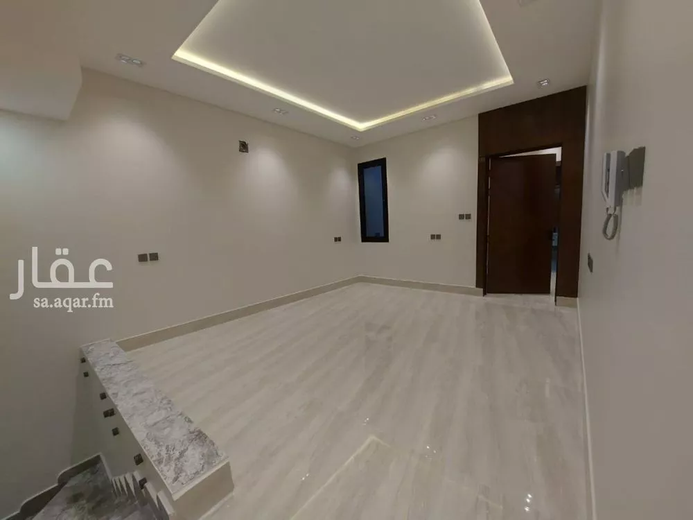 فيلا 5 غرف في الرمال 8