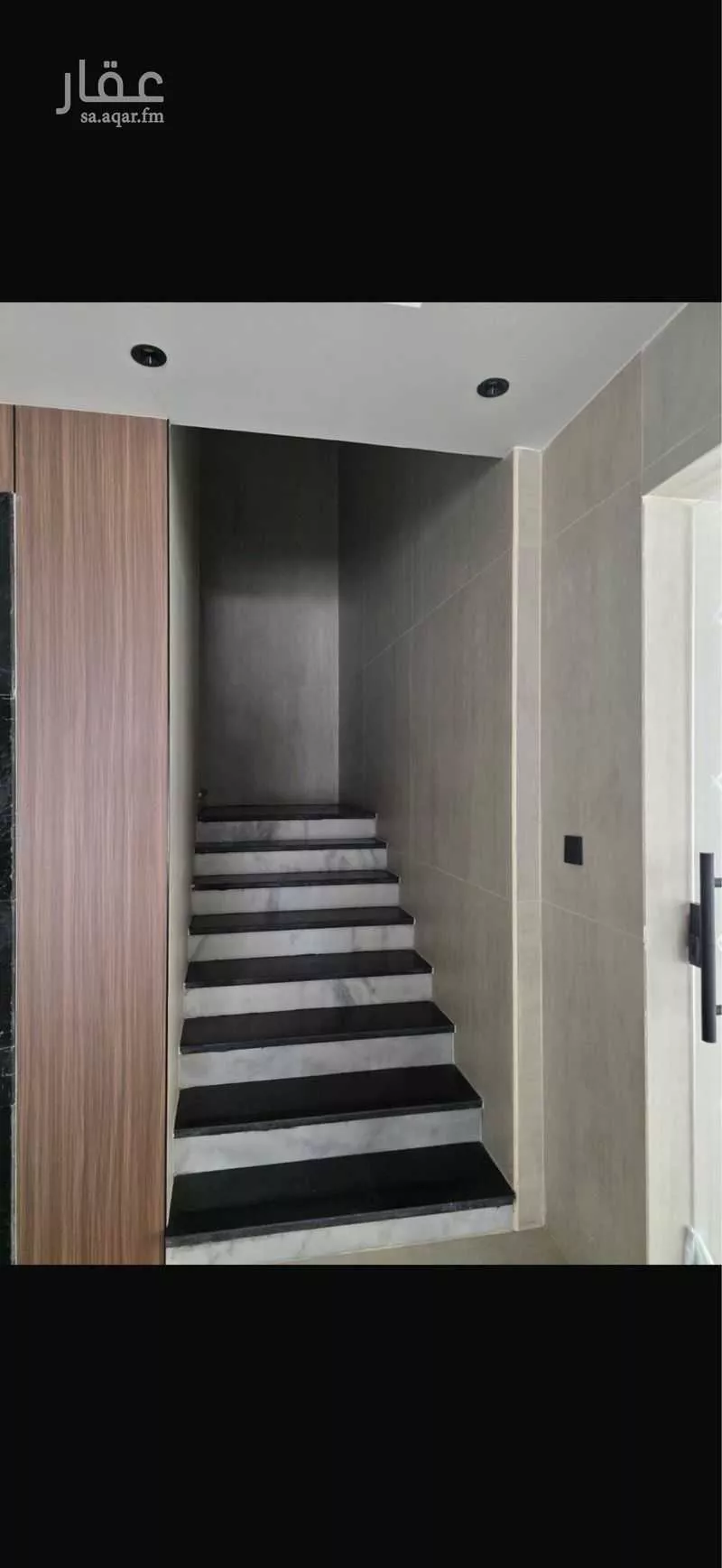 3 bedroom apartment in Al Rawdah 7