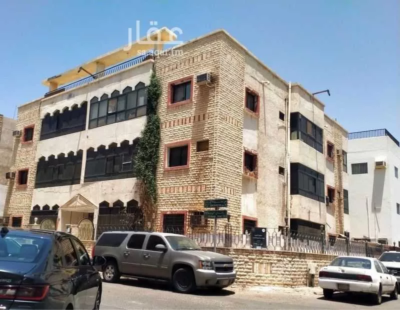 546 sqm building in Mishrifah 4