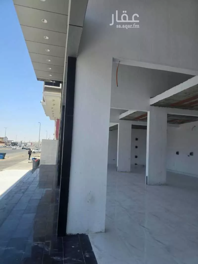 600 sqm shop in Al Hamdaniyah 3