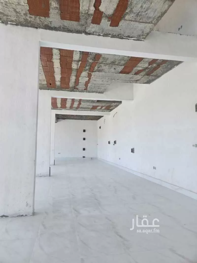 600 sqm shop in Al Hamdaniyah 10