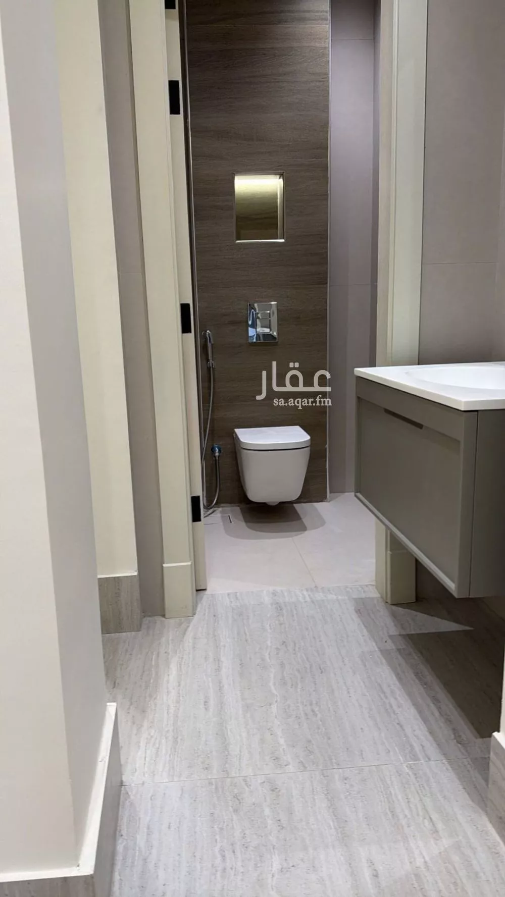 عمارة 600 م² في النهضة 23