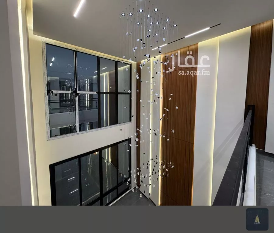 8 bedroom villa in King Fahd 2