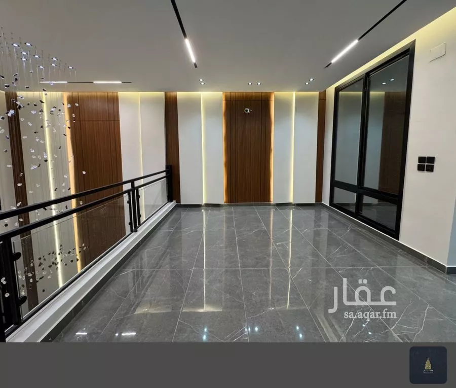 8 bedroom villa in King Fahd 14