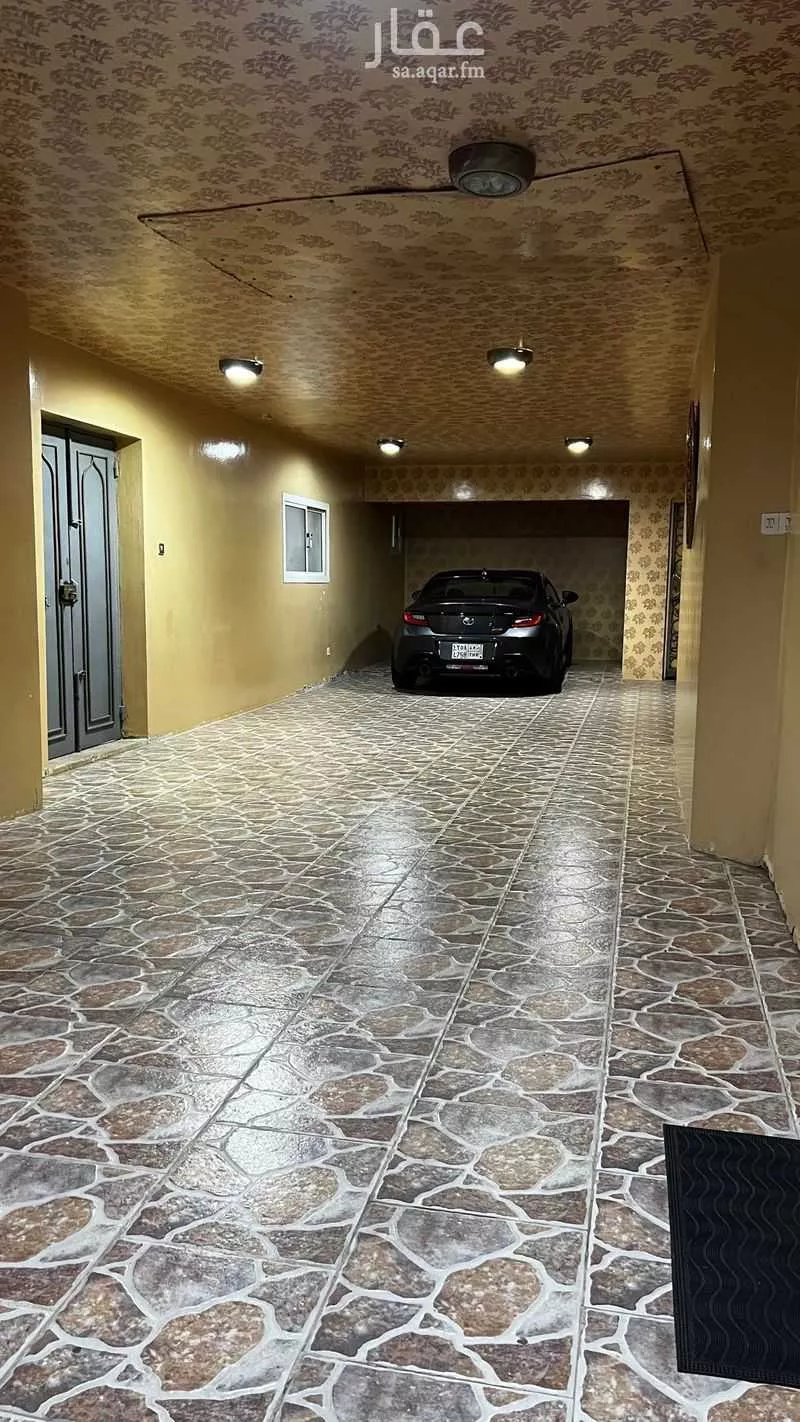 عمارة 610 م² في النزهة 3