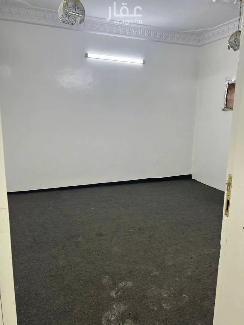 3 bedroom apartment in Al Anabis 2