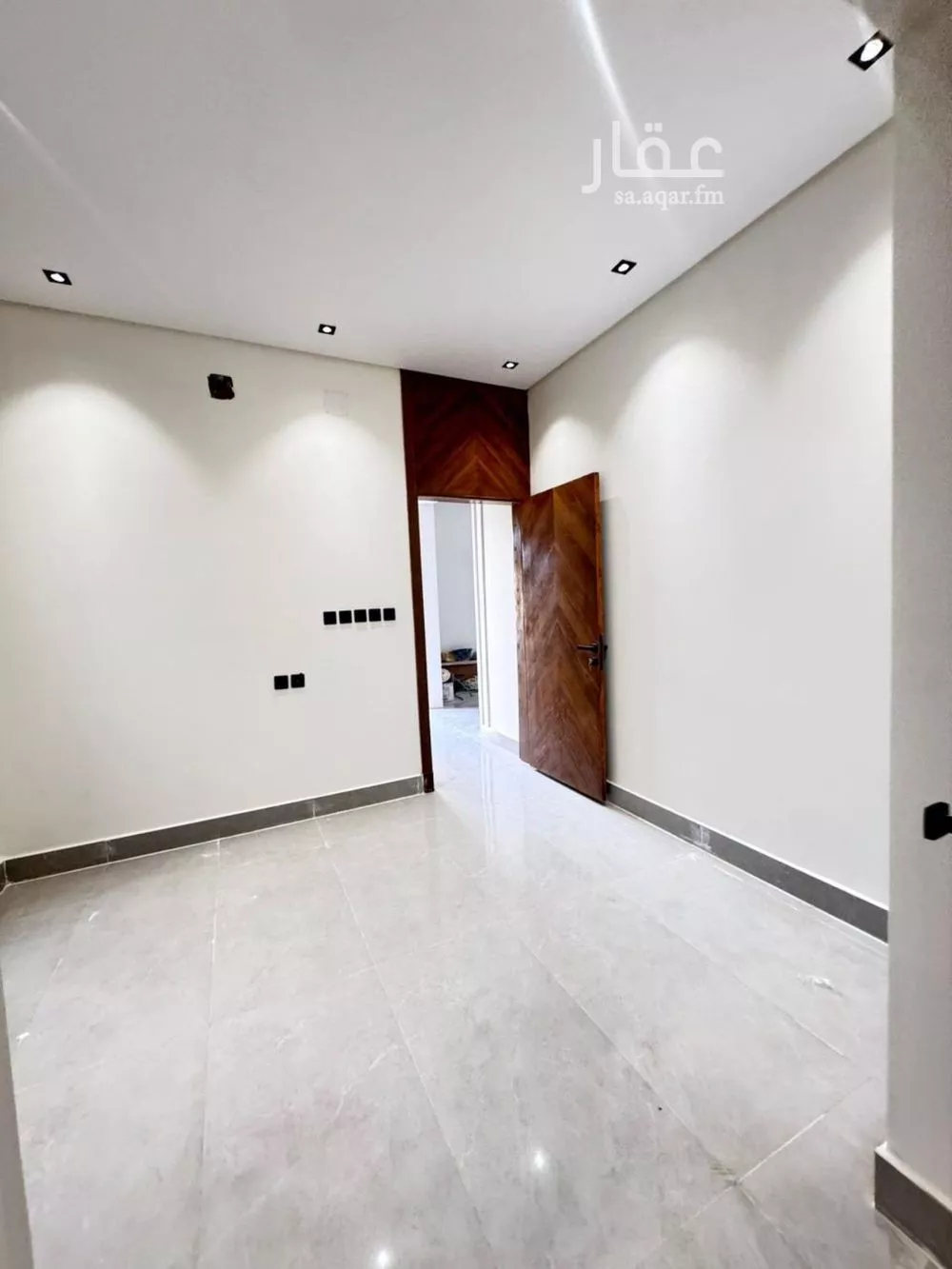 5 bedroom villa in Tuwaiq 13
