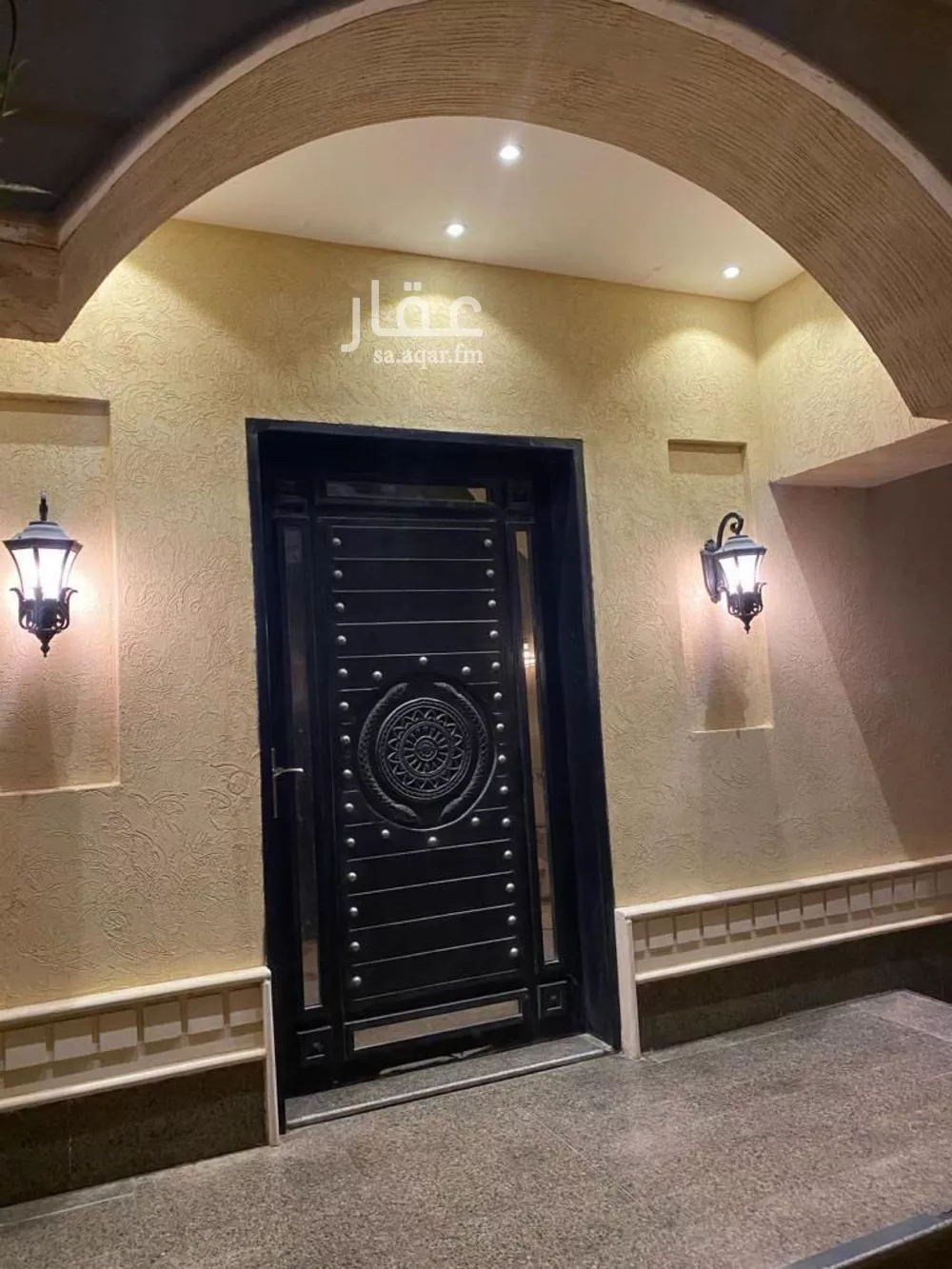6 bedroom villa in Al Mahdiyyah 2