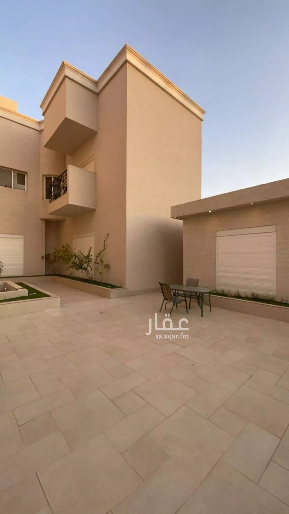 5 bedroom apartment in Al Malqa 4