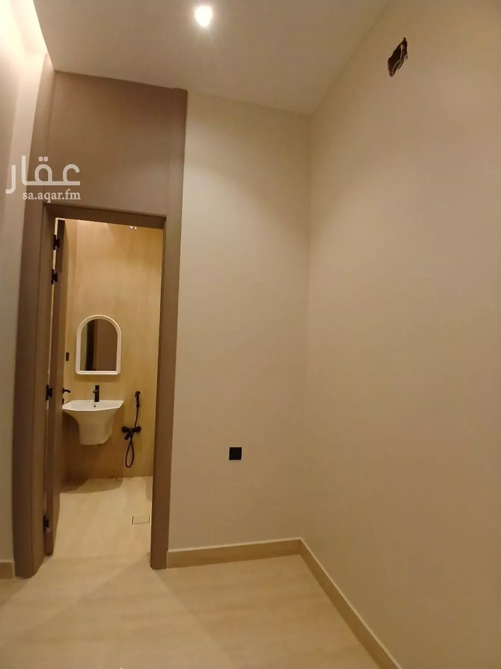 7 bedroom villa in Al Janadriyah 18