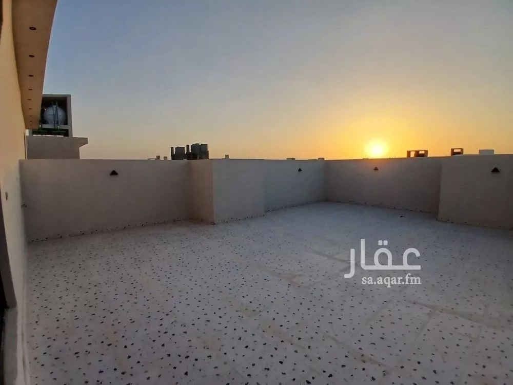 7 bedroom villa in Al Janadriyah 3
