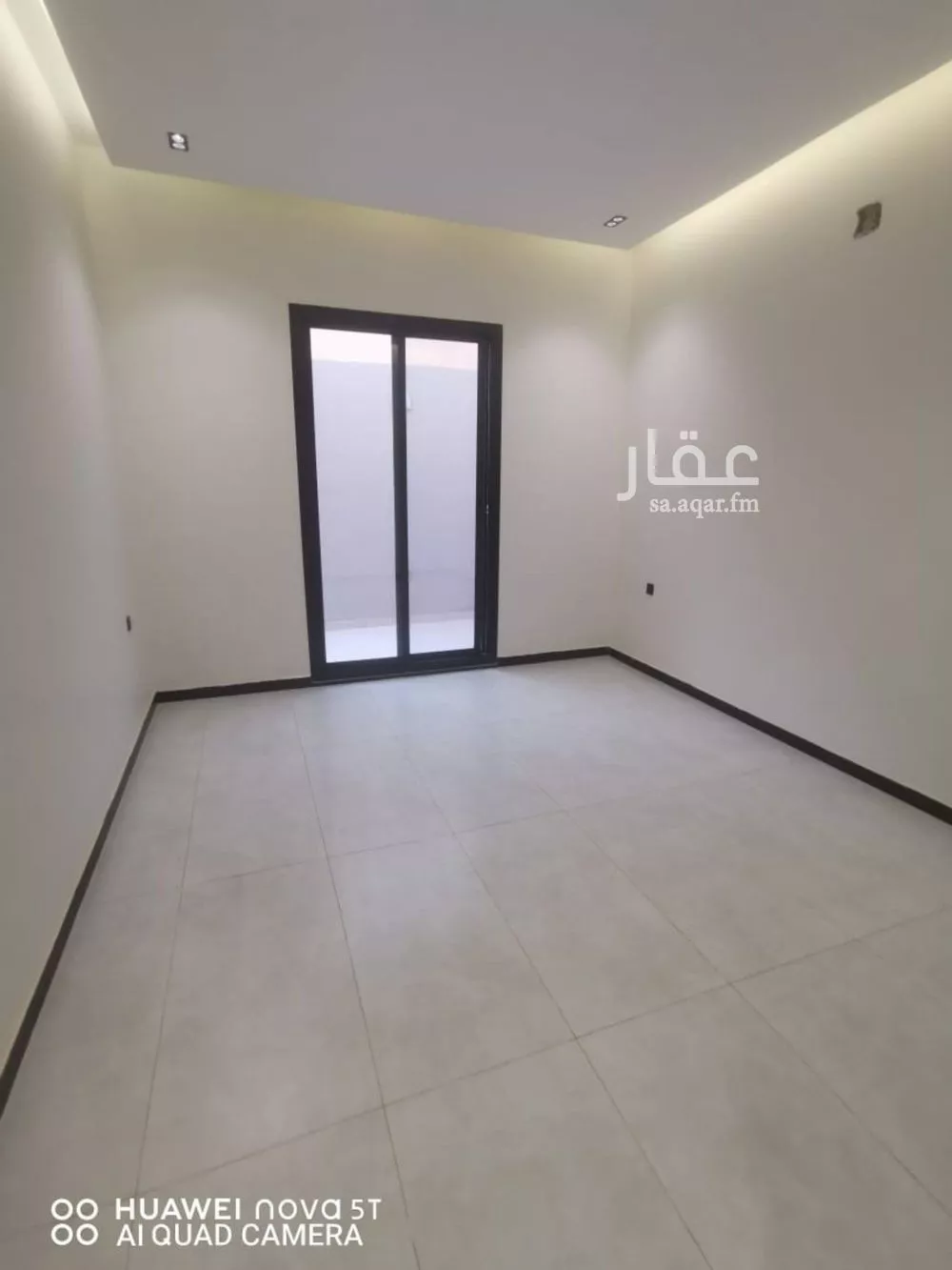 4 bedroom villa in Al Janadriyah 13