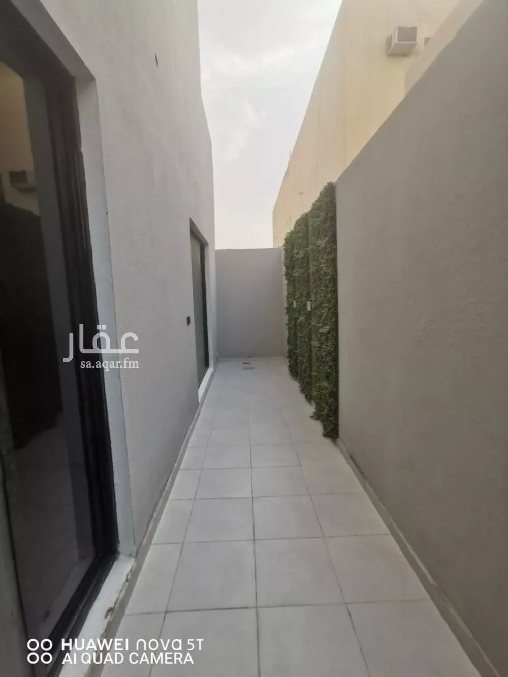 4 bedroom villa in Al Janadriyah 16