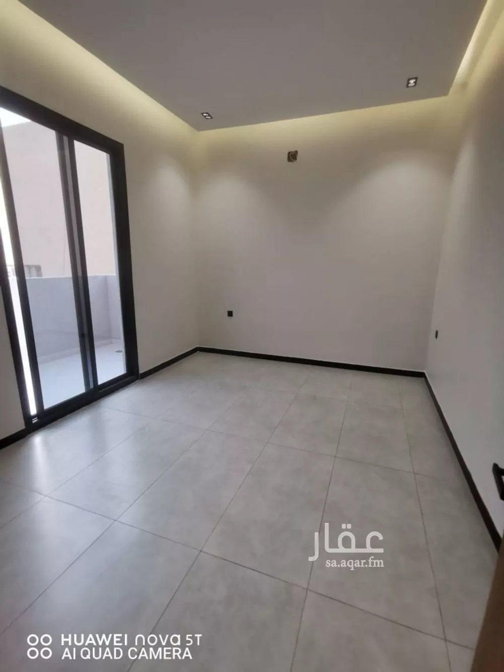 4 bedroom villa in Al Janadriyah 17