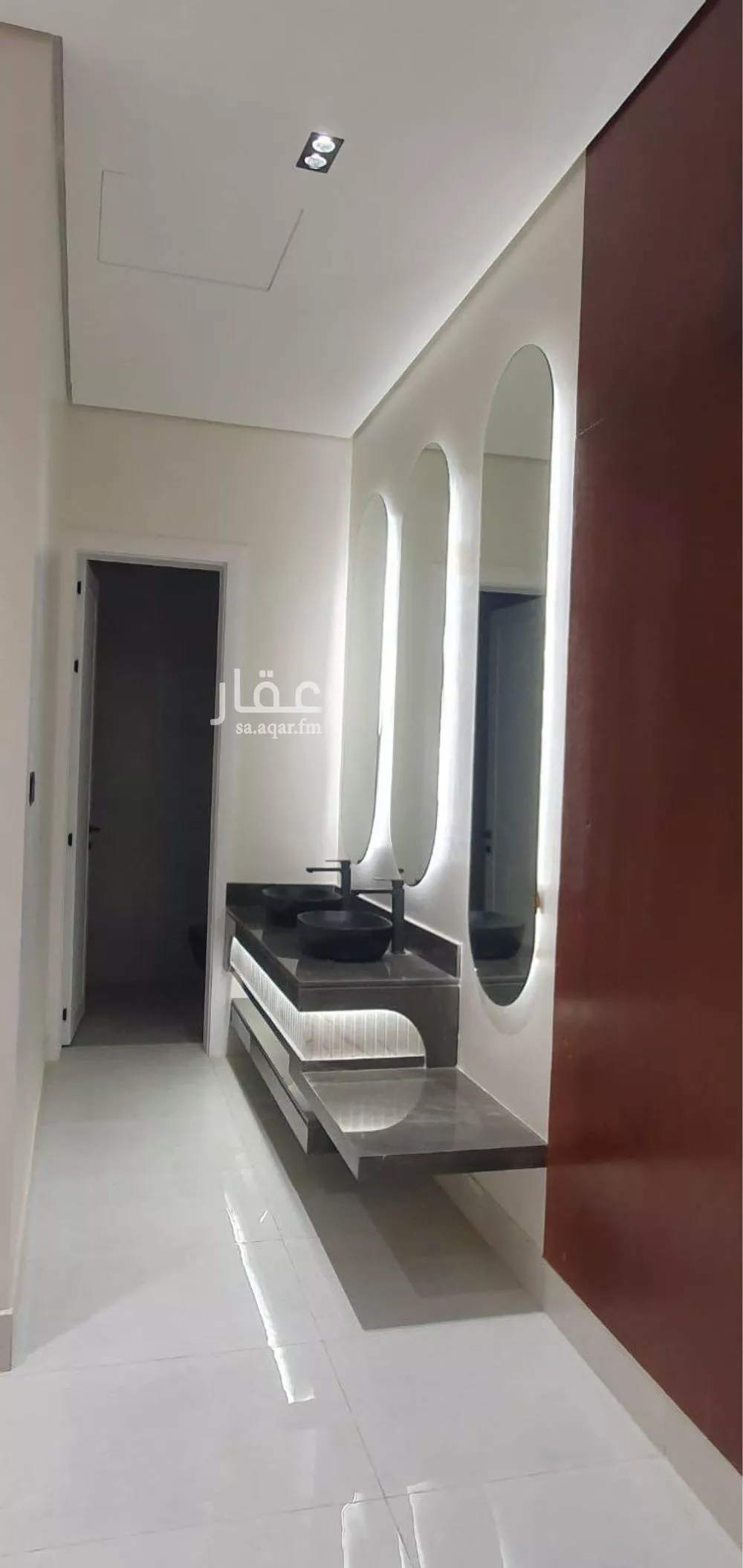 فيلا 6 غرف في العارض 6